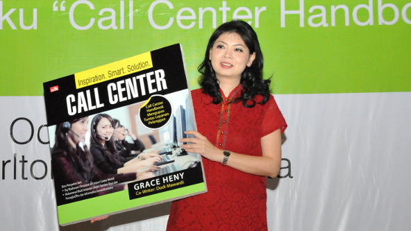 Grace Heny, Penulis Buku Call Center Handbook