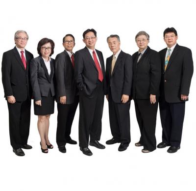 Kiky Suherlan, Chairman and CEO Trsiula (tengah berdasi merah) bersama board of directors - istimewa