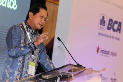 PT Bank Central Asia Tbk(BCA) turut berupaya mendorong pengembangan kapasitas para wirausahawan Indonesia, dengan mendukung Konferensi Endeavor Scale-Up 2.0 di Intercontinental MidPlaza Hotel Jakarta, Selasa lalu (3/2). Presiden Direktur BCA Jahja Setiaatmadja mengatakan bahwa wisausahawan merupakan salah satu kunci pembangunan ekonomi Indonesia.