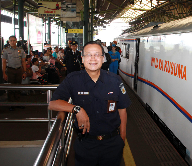 Edi Sukmoro, Direktur Utama  PT Kereta Api Indonesia (Persero) atau KAI