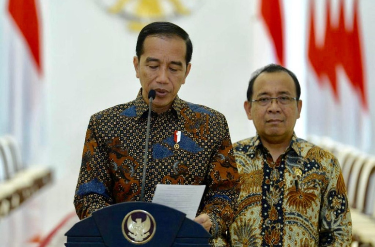 Jokowi Memberikan Keterangan Pers Terkait  Penundaan Pengesahan RUU KUHP 