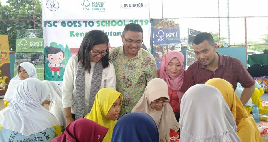 Roadshow FSC Goes to School 2019 Edukasi Pelajar Indonesia