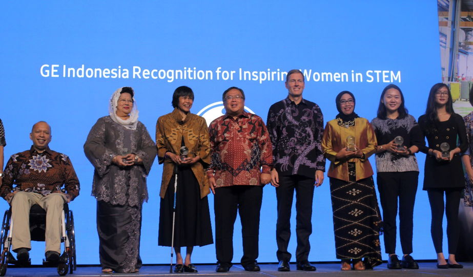 Indonesia Kekurangan Partisipasi Perempuan di Bidang STEM