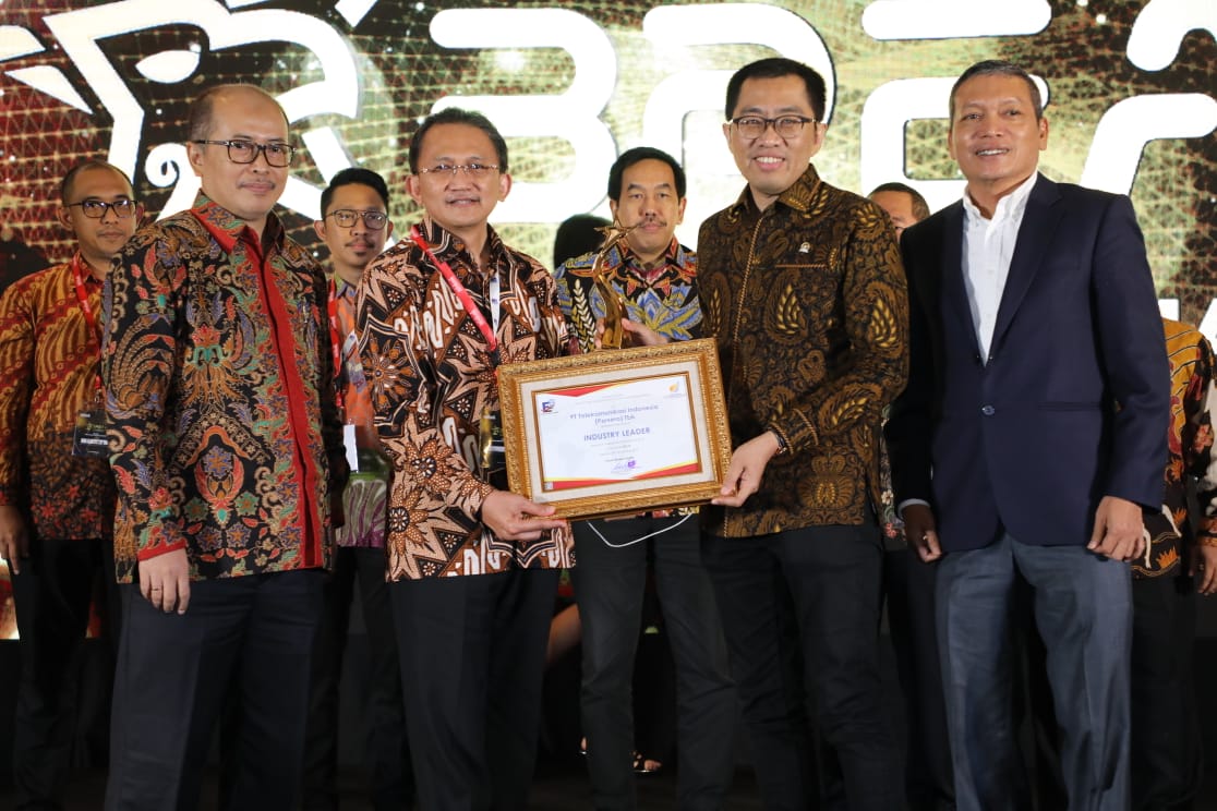 Sukses Membangun Daya Saing, Telkom Raih Predikat Industry Leader 4 Tahun Berturut-turut