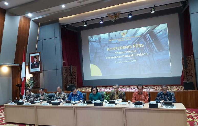 Konferensi Pers tentang Stimulus Ekonomi Kedua Penanganan Dampak COVID-19, di gedung Kemko Perekonomian, Jakarta, 13 Maret 2020 (Foto: Beritasatu)