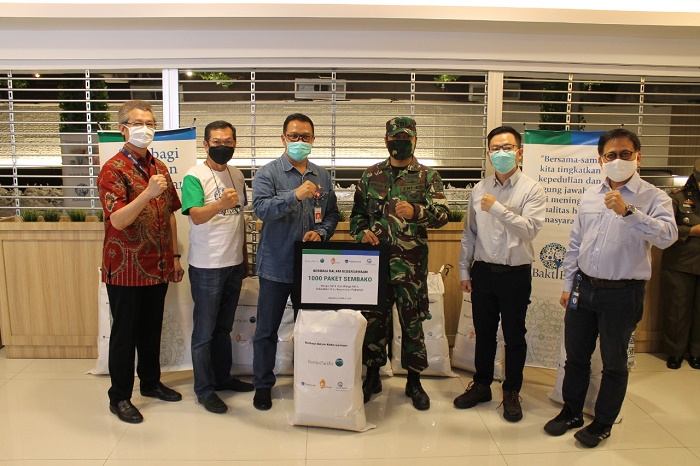 Barito Pacific Bagikan Paket Sembako untuk Masyarakat Terdampak COVID-19