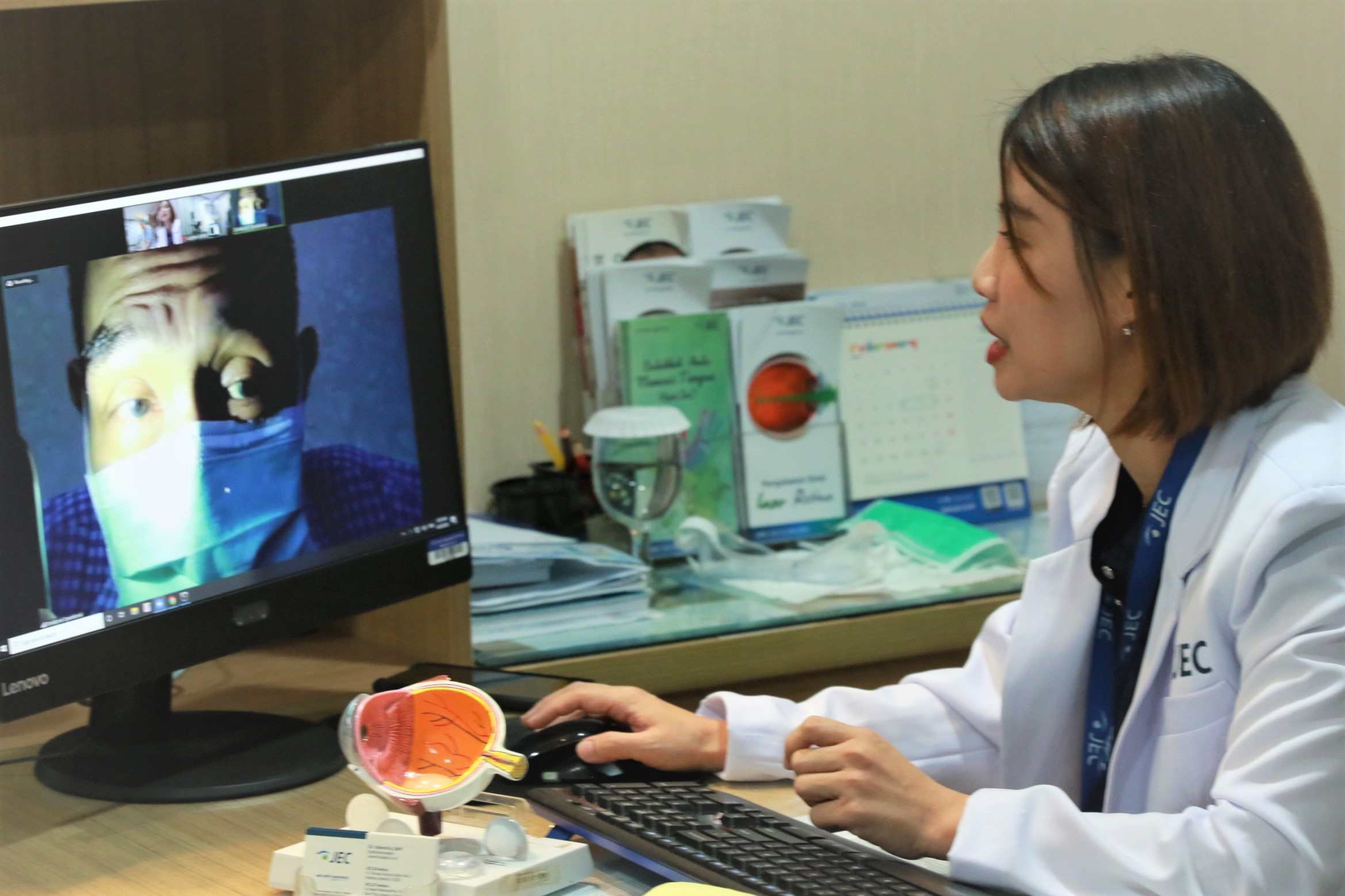 Layanan Tele-Oftamologi Kesehatan Mata untuk Virtual Triage
