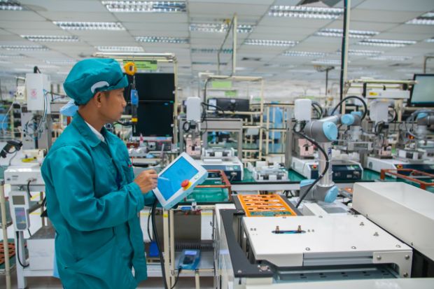 Cobot Menguatkan Sektor Manufaktur di Indonesia Saat Ekonomi Lesu