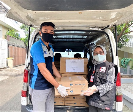 Blibli Berkolaborasi dengan Owens Illinois Indonesia Sumbang 6.600 Botol Hand Sanitizer untuk Masyarakat