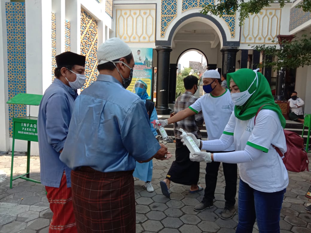 Dukungan VCI Agar Masjid Nyaman dan Bersih