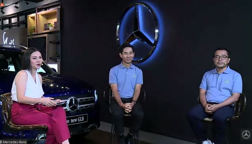 Mercedes Benz Pasarkan Dua SUV Terbaru GLA & GLB