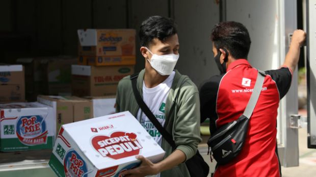 SiCepat Ekspres Salurkan Bantuan Untuk Korban Banjir di Tangerang