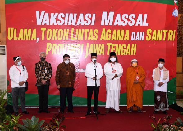 Terapkan Protokol Kesehatan di Vaksinasi Ulama dan Lintas Agama Jawa Tengah