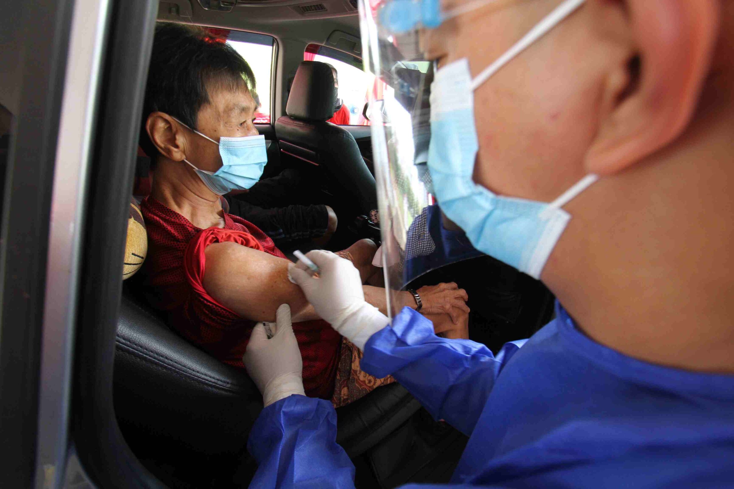 Halodoc Buka Pos Layanan Vaksinasi Drive Thru Kedua di Cengkareng