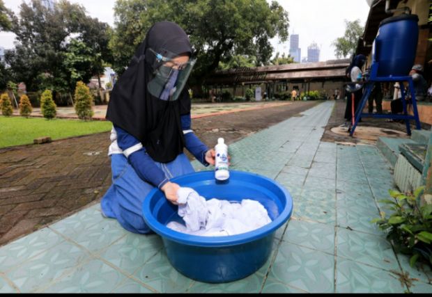 Unilever Indonesia dan DMI Jaga 30.000 Masjid Tetap Higienis dan Bersahaja