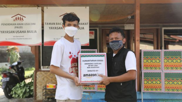 SiCepat Gandeng Amazon dan AWS Indonesia Kirimkan Paket Sembako Pandemi