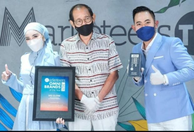 Kepiawaian MS Glow Mengintegrasikan Marketing Online dan Offline Diganjar Award Ini