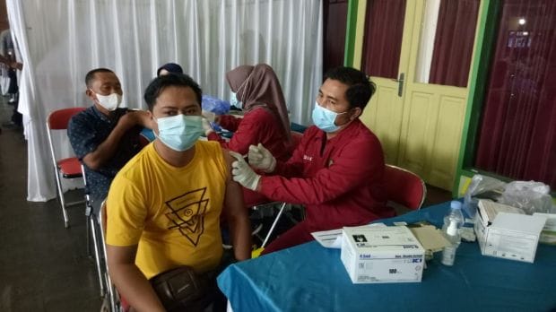 Sentra Vaksin Perbarindo – LPS di Jepara Bidik 1.500 Peserta
