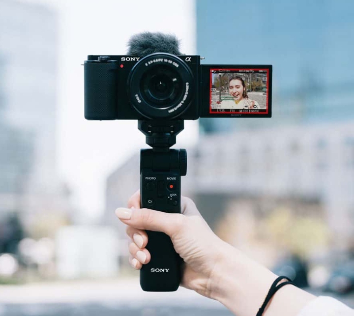 Sony Alpha ZV-E10 Jawab Kebutuhan Para Vlogger