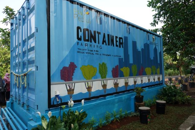 PLN Menyokong Program Container Farming