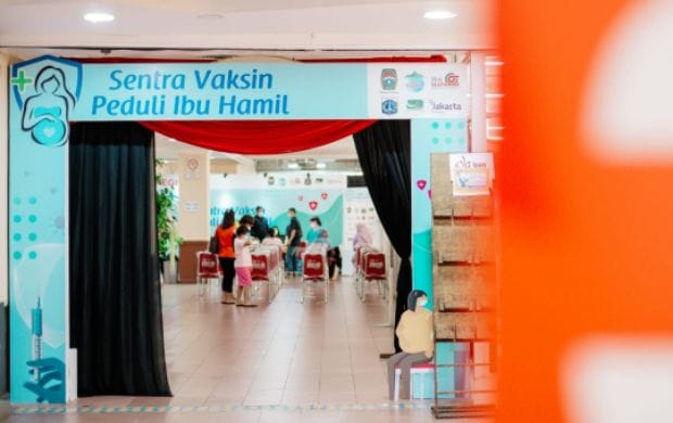 Le Minerale dan POGI Jakarta Buka Sentra Vaksin Peduli Ibu Hamil