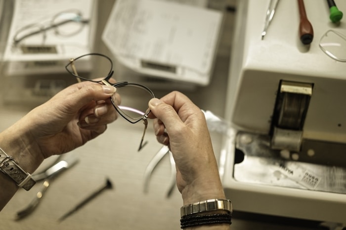 Inovasi Hoya untuk Perpanjang Umur Lensa