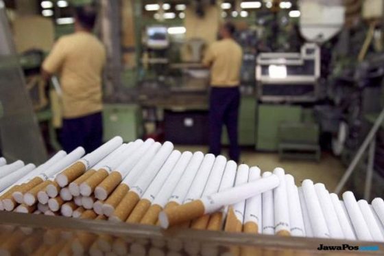 Produksi Terus Menurun, Era Kejayaan Industri Rokok Berakhir