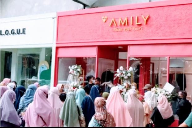 Solusi Amily Hijab untuk Moms Berpenghasilan dari Rumah
