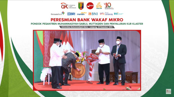 Wapres Resmikan Bank Wakaf Mikro Binaan PermataBank dan OJK