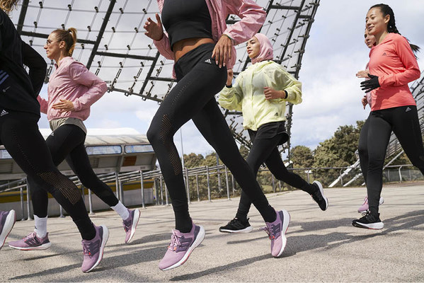 Ultraboost 22 Wujudkan Komitmen Adidas untuk Komunitas Lari Perempuan