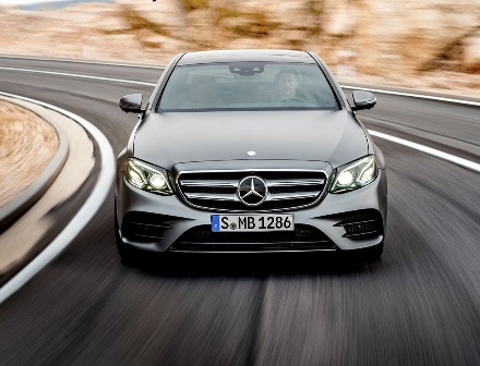 Terjual 2.537 Unit Sepanjang 2021, Mercedes-Benz Peringkat Pertama Mobil Luxury