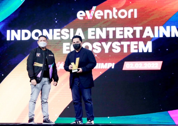 Majukan Industri Hiburan Nasional, Erick Thohir Terima Eventori Award 2022