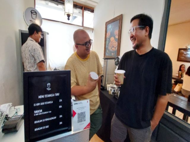 Toko Kopi Tuku Berkolaborasi dengan UMKM di Bandung