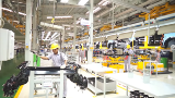 DFSK Terapkan Teknologi Robotik Hingga 90% di Pabrik