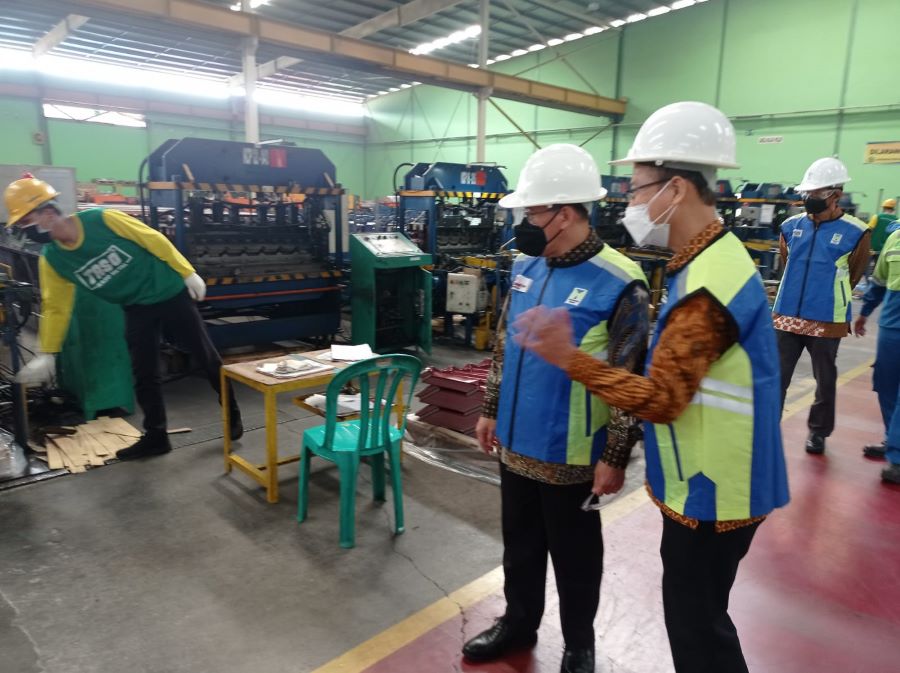 Kolaborasi Krakatau Steel dan Tata Metal Lestari Hadirkan Total Steel Solution