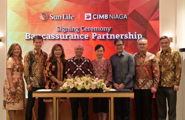 BNGA Sun Life Indonesia dan CIMB Niaga Memperkokoh Kemitraan Bancassurance | SWA.co.id