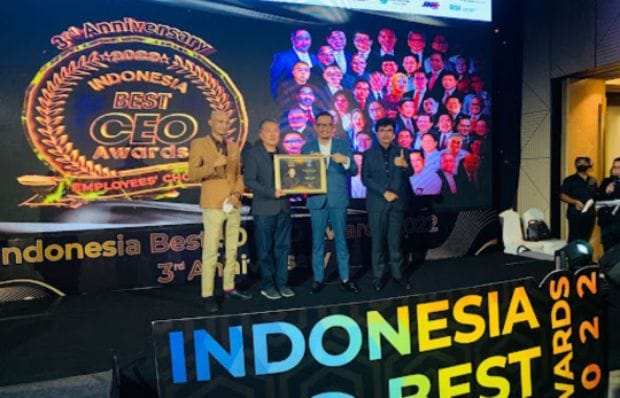 CEO Blibli Dinobatkan Indonesia Best CEO Awards 2022