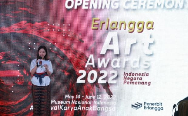 Sandiaga Uno Membuka Kegiatan Kreatif Erlangga Art Awards 2022
