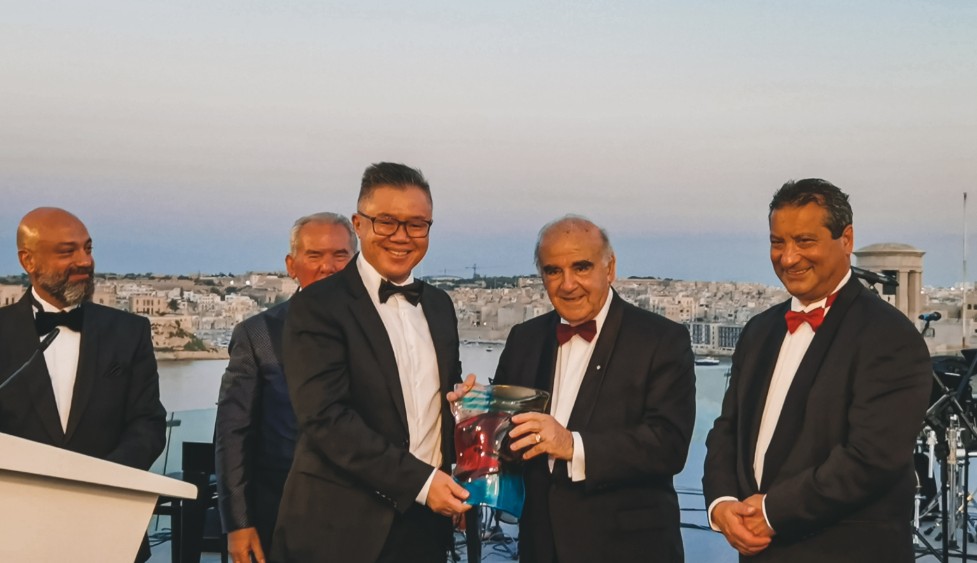 Konsisten Edukasi, WIR Group Raih Penghargaan Malta