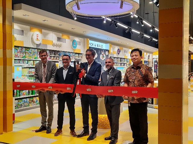 Lego Certified Store di Mall of Indonesia Berkonsep Retailtainment
