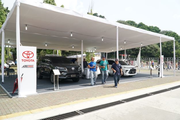 Toyota Gencarkan Pengalaman Konsumen di Otobursa Tumplek Blek