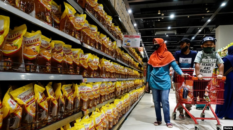 Jokowi Targetkan Inflasi 2022 di Bawah 5 Persen