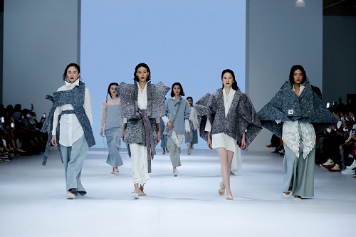 Sejauh Mata Memandang Kenalkan Fesyen dari Limbah Tekstil