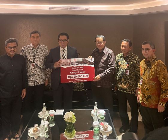 OJK dan IJK Menyalurkan Dana untuk Korban Gempa Cianjur