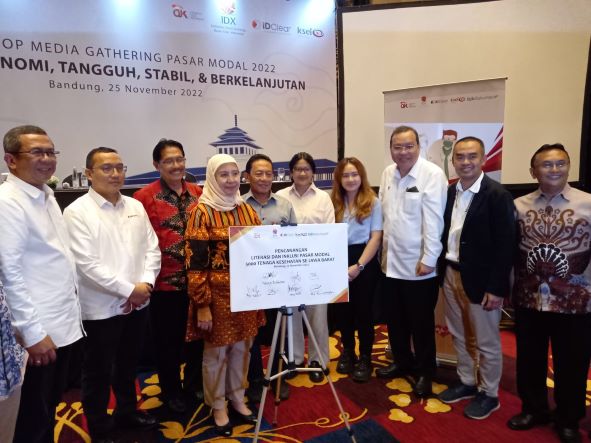 Tangkal Investasi Kaleng-Kaleng, BEI Mengakeselerasi Literasi Pasar Modal di Jawa Barat