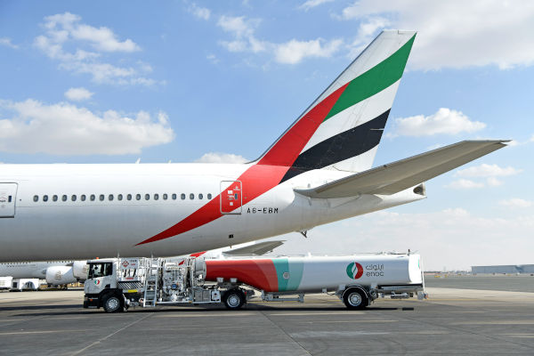 Emirates Rampungkan Uji Coba Mesin 100% Bahan Bakar Penerbangan Berkelanjutan