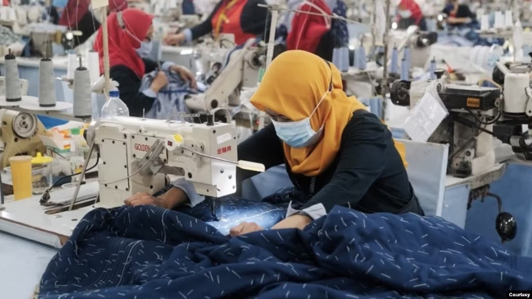 Menjelajah Dunia Interior -- Threadapeutic pada awalnya hanya terfokus pada aksesori fesyen seperti tas dan dompet, tapi kemudian melebarkan sayapnya ke produk-produk interior. (Dokumentasi Threadapeutic).