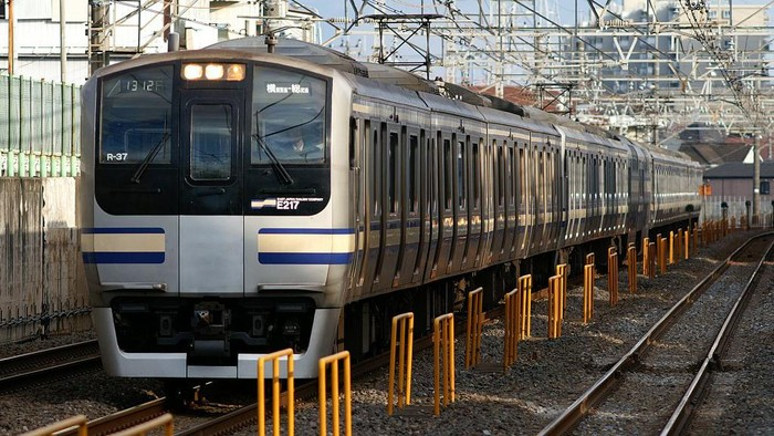 Penampakan Kereta E217 produksi perusahaan JR East Company Jepang yang akan di impor oleh PT KCI. (istimewa).
