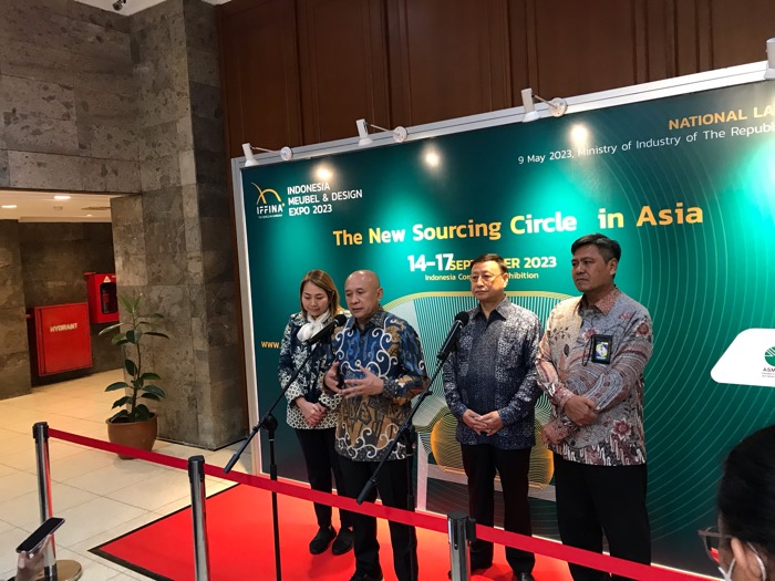 Indonesia Bisa Jadi Pusat Bahan Baku Produksi Mebel Dunia