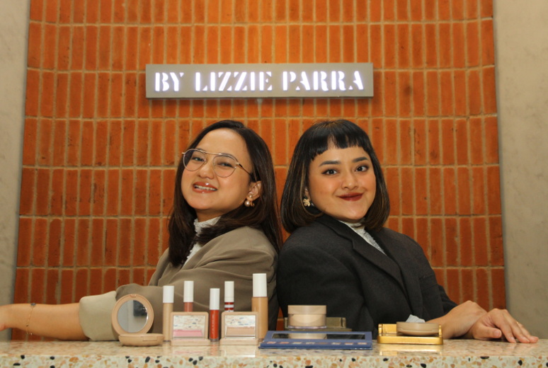 Monica Christasia (CEO BLP Beauty) & Elizabeth Christina Prameswari (founder PT Lizzie Parra Kreasi).